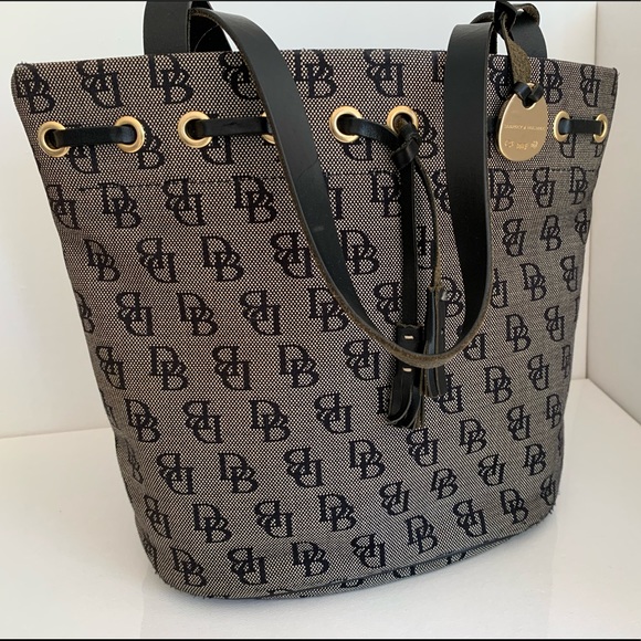 Dooney & Bourke Shoulder Bag - Picture 1 of 14